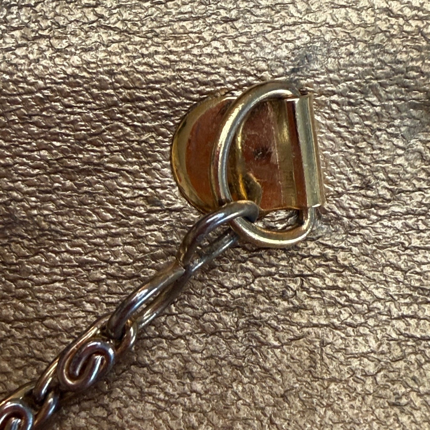 Vintage Purse 1960's Shoulder Strap Gold Chain link Pockets Zip Magnetic Snap
