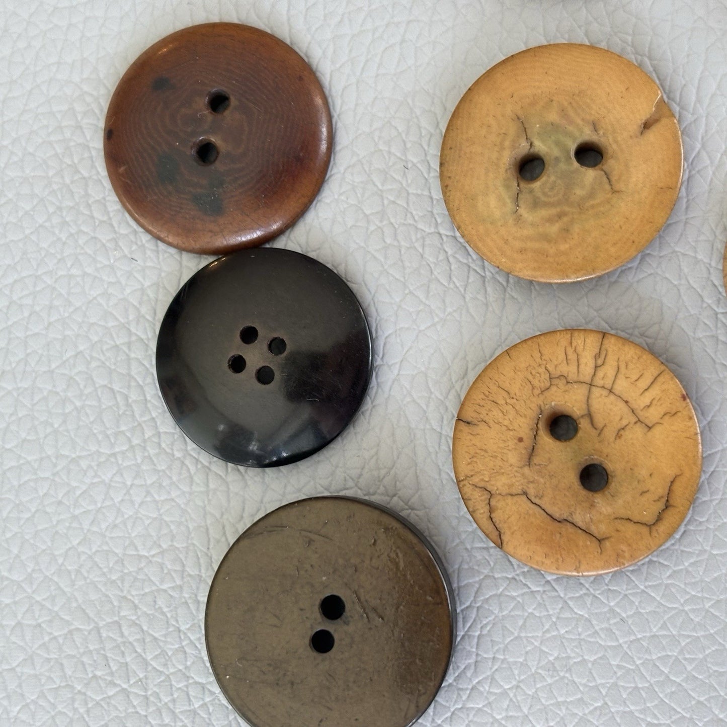 Vintage Brown Bakelite & Casein Button Lot 1930s-40s • Carved & Etched Styles