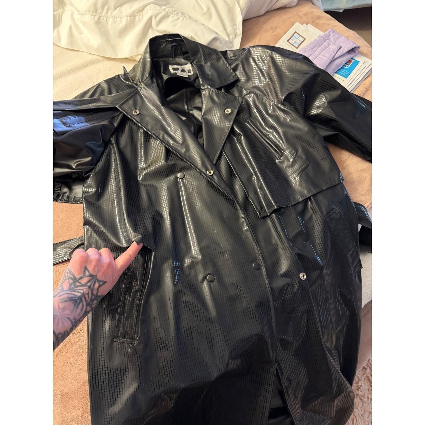 DJI Vintage Vinyl Trench Coat Black Glossy Grid Witchy Matrix Edgy M