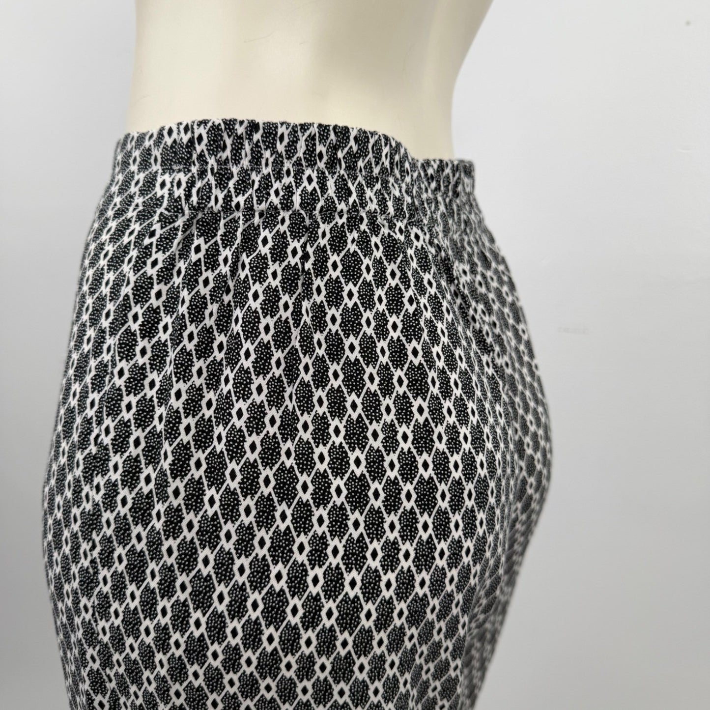 Vero Moda Black & White Geo Print Pants • Basiccore Office Siren Soft Girl Small