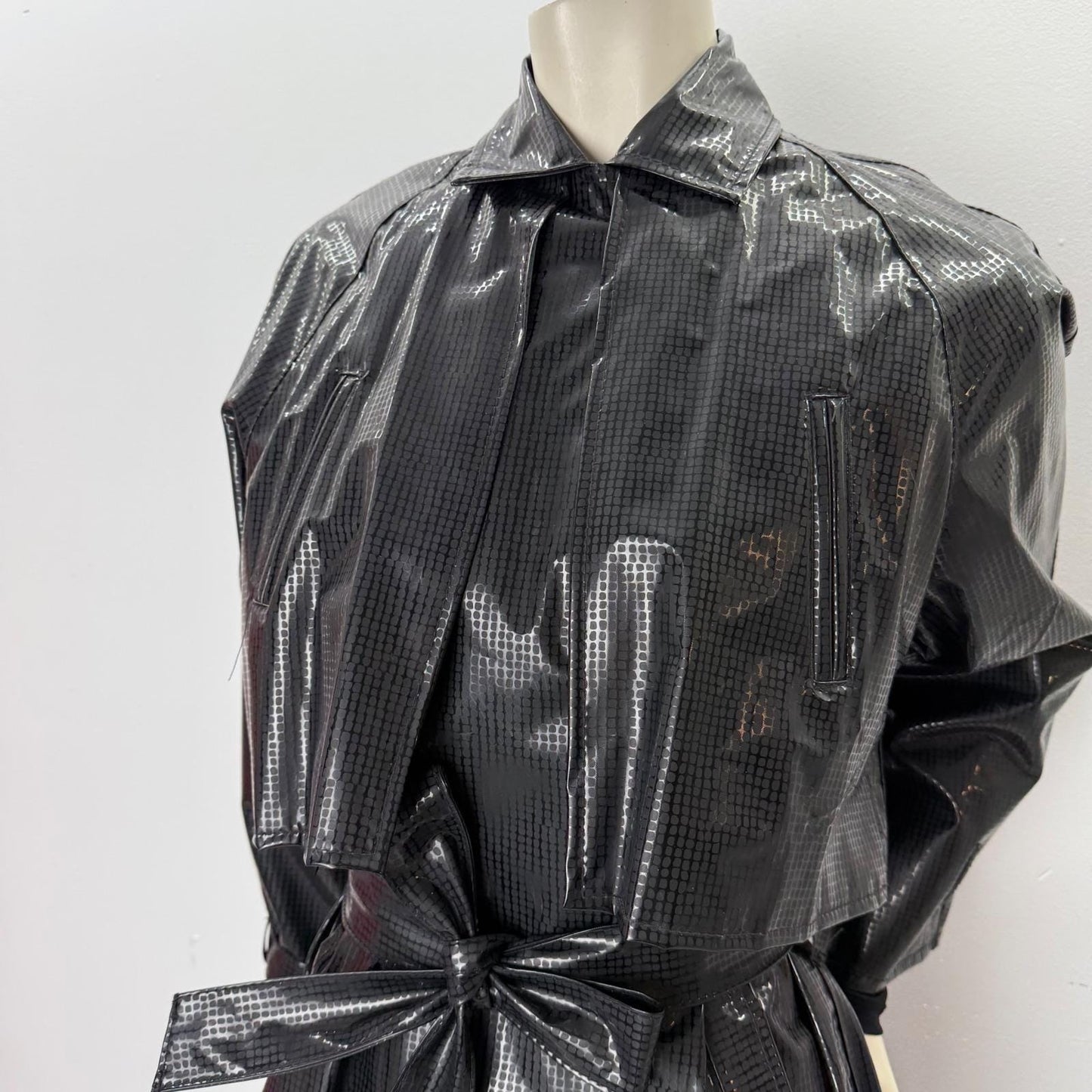 DJI Vintage Vinyl Trench Coat Black Glossy Grid Witchy Matrix Edgy M