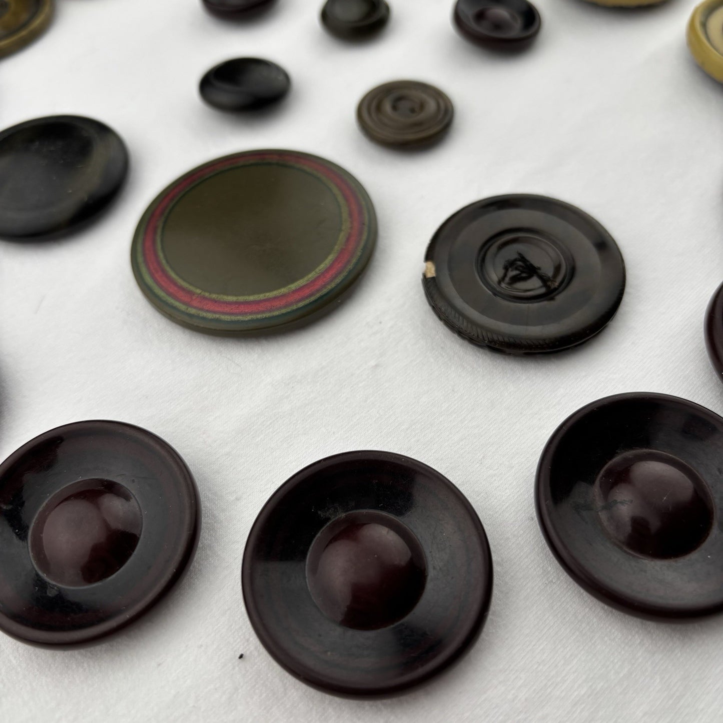 Vintage Composite Button Lot ~ 22pc Mixed Bakelite Era Brown Black Metal Shank