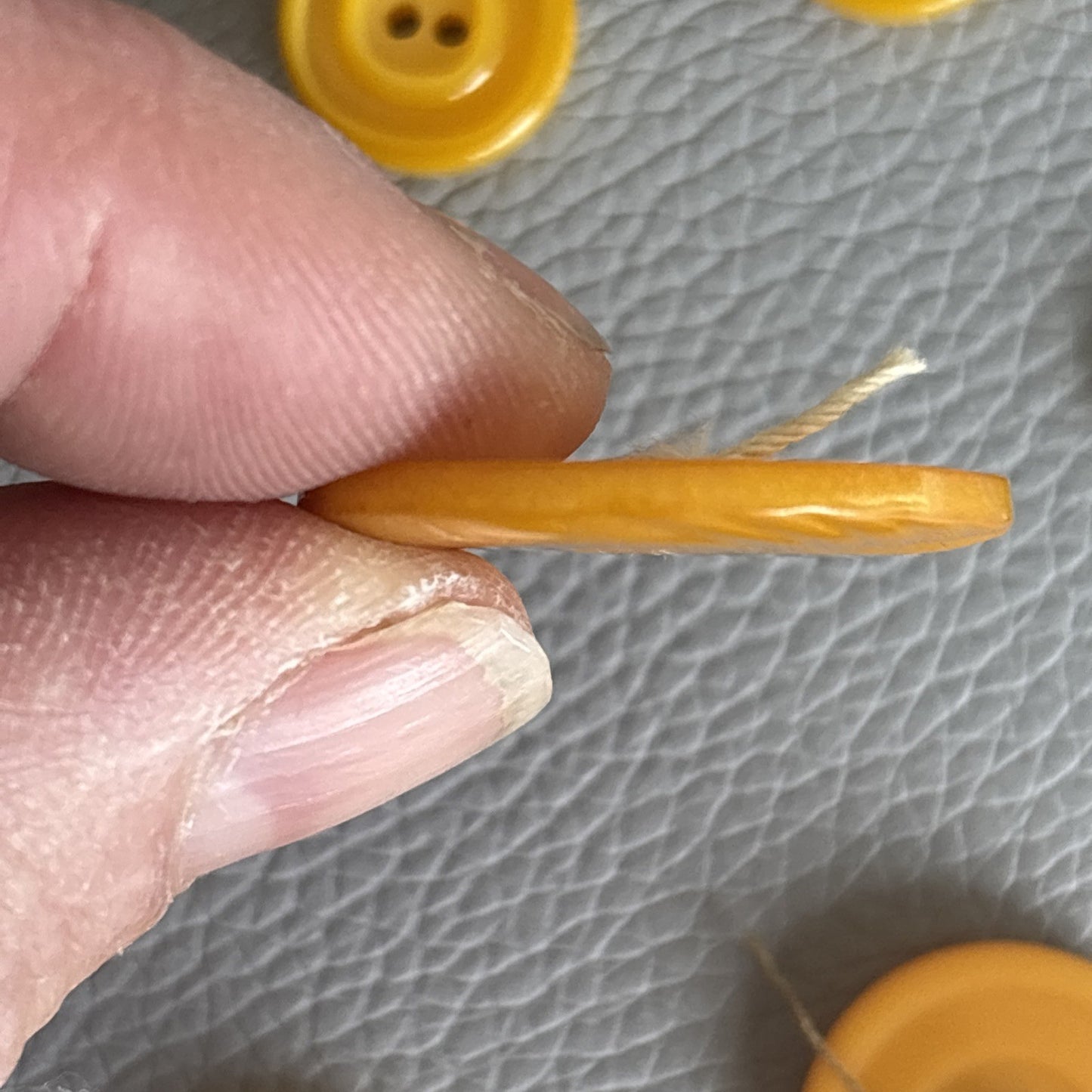 Vintage 1930s–50s Yellow Button Lot • Bakelite Casein Catalin Mix •