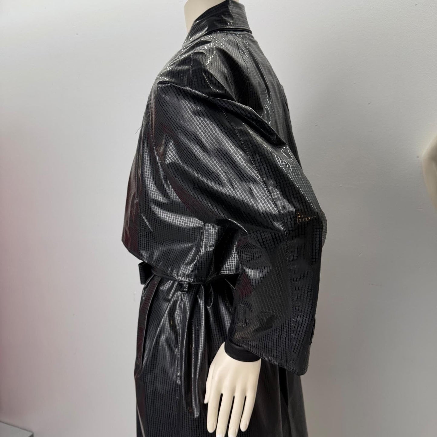 DJI Vintage Vinyl Trench Coat Black Glossy Grid Witchy Matrix Edgy M