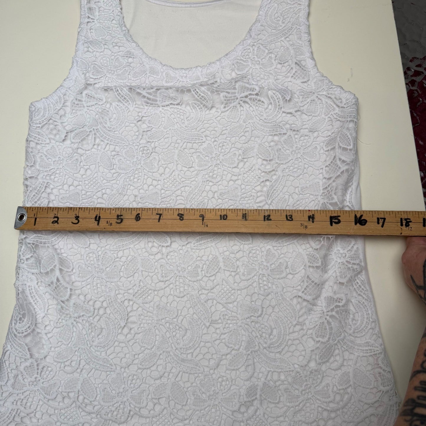 White Floral Lace Sleeveless Tank Top  Hem Size Small Boho Victorian Romantic