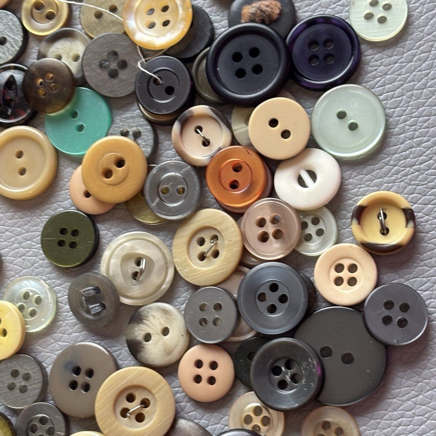 Button Lot Of Assorted Colors In 2 Hole 4 Hole Shiny Mat Red Blue Black Grey