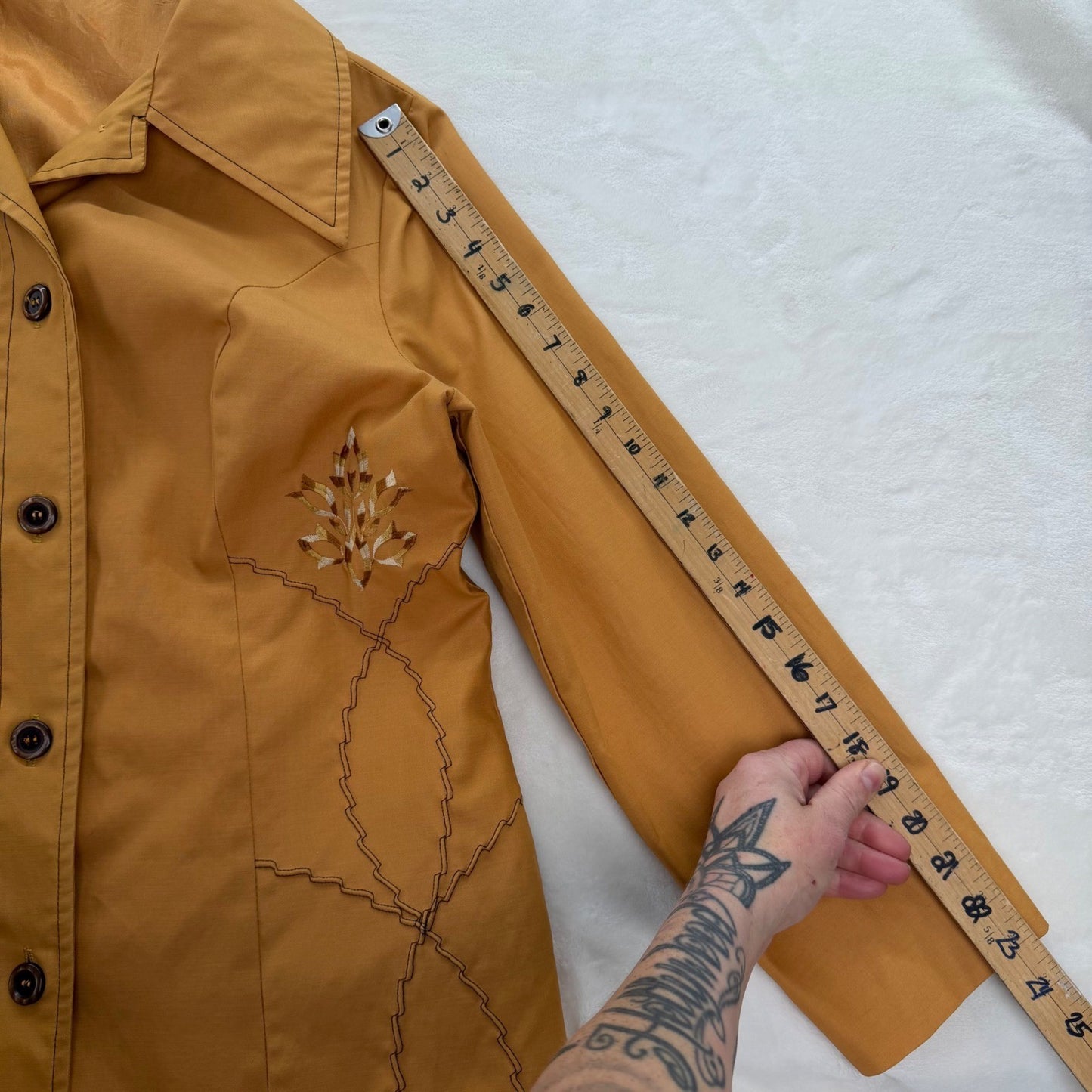 Vintage 70s Mustard Yellow Embroidered Button Up Jacket Pointed Collar Retro