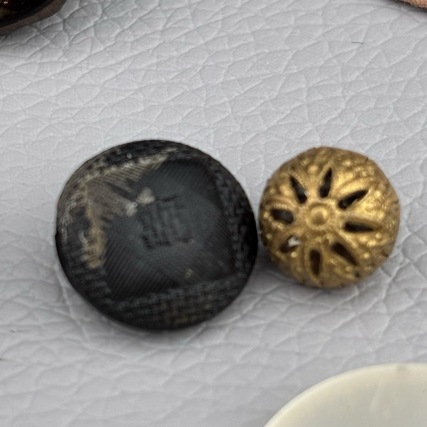 Vintage Buttons Lot – MOP, Brass, Glass & Plastic Mix | Dress & Coat Buttons