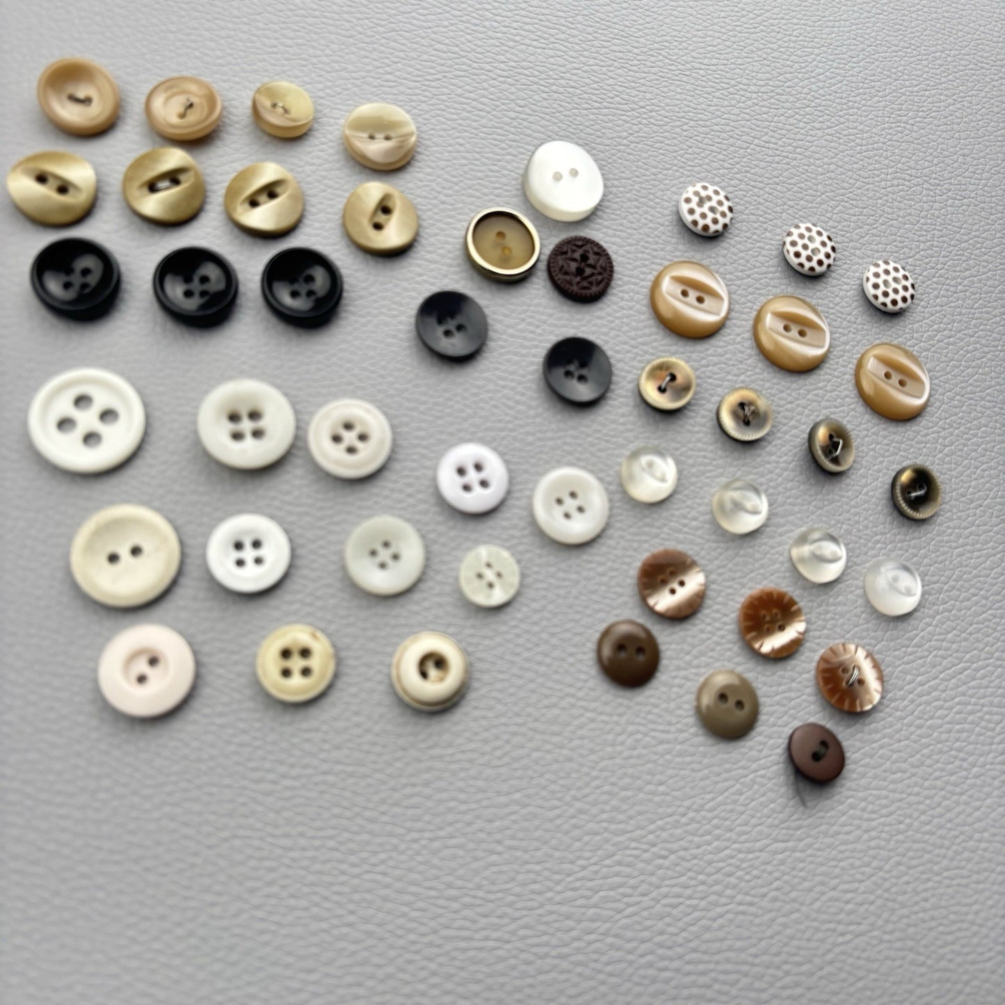 Vintage Button Lot Neutral Mix 50pcs | Shell, Casein, Plastic, Carved & Novelty