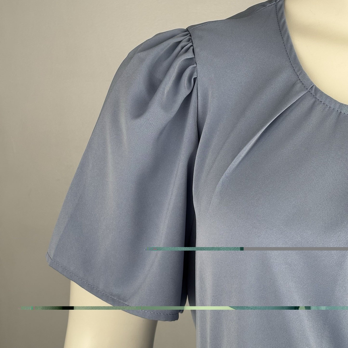 BloomChic Dusty Blue Puff Sleeve Midi Dress Size 14–16 Keyhole Neckline Pockets