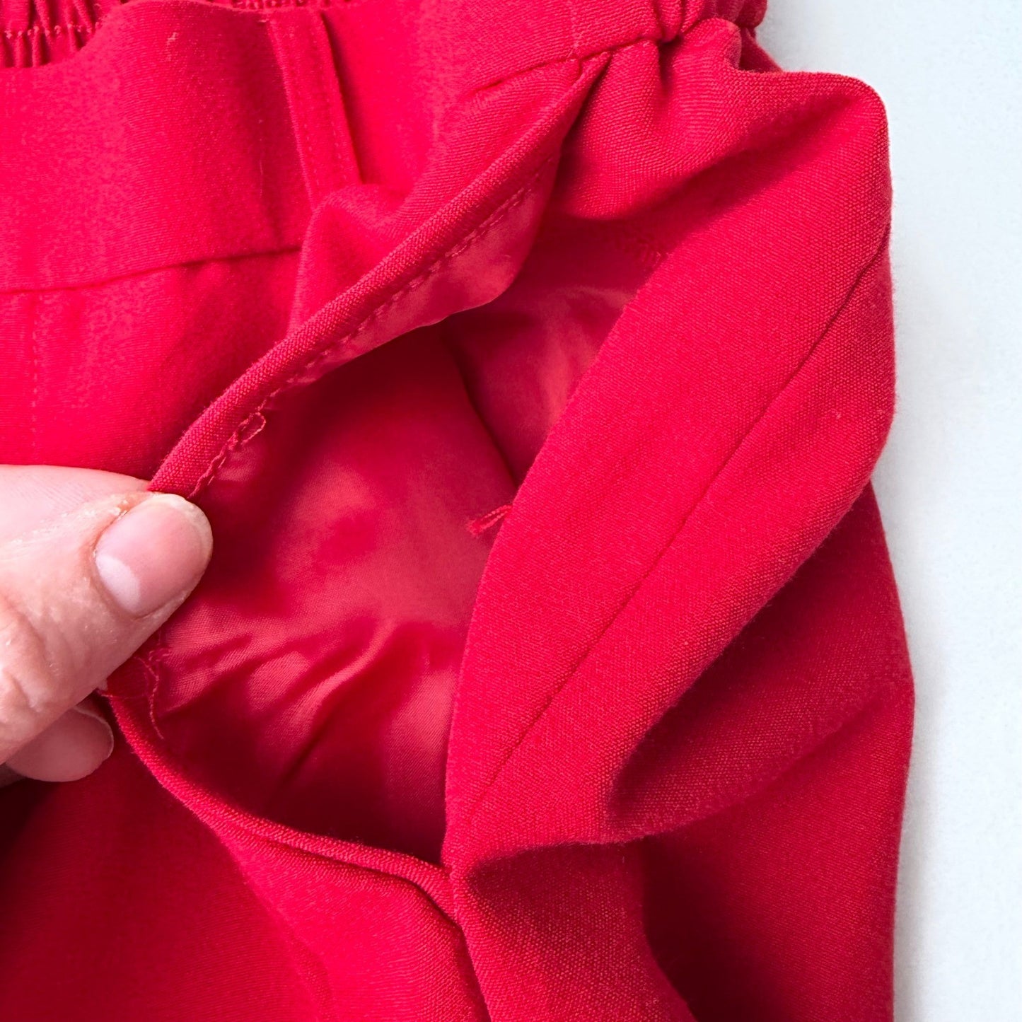 TROVARE Red Pleated Trousers Pants Elastic Waist Women's M/M career Office