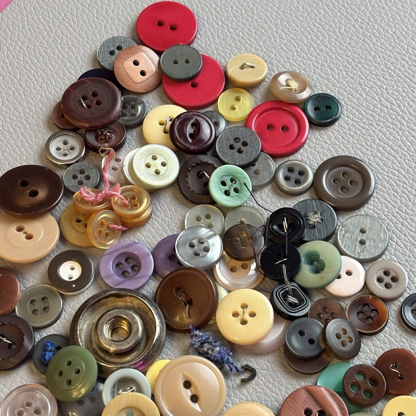 Button Lot Of Assorted Colors In 2 Hole 4 Hole Shiny Mat Red Blue Black Grey