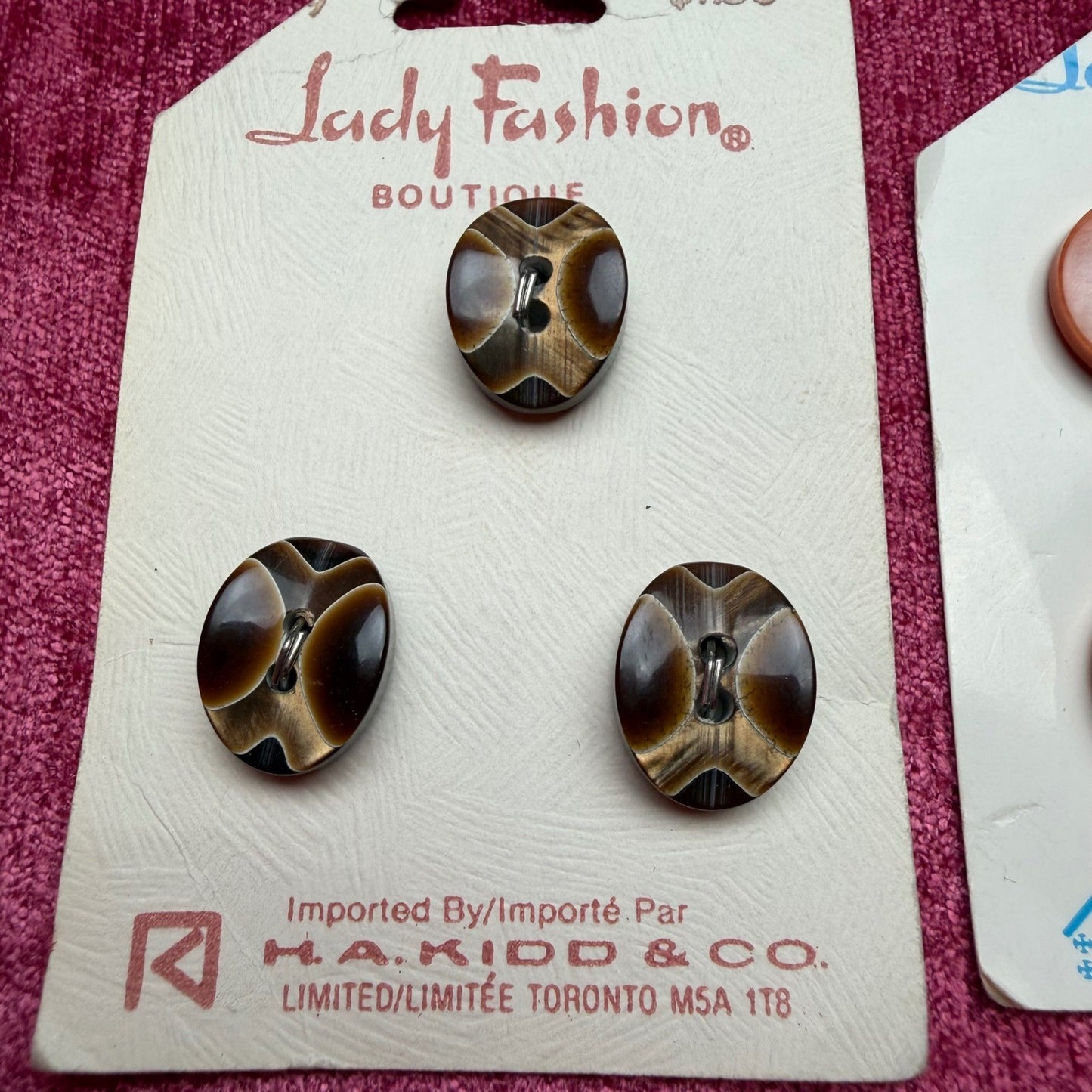 Lady Fashion Vintage Buttons 6 Cards Marbled Pearlescent Retro Sewing Notions