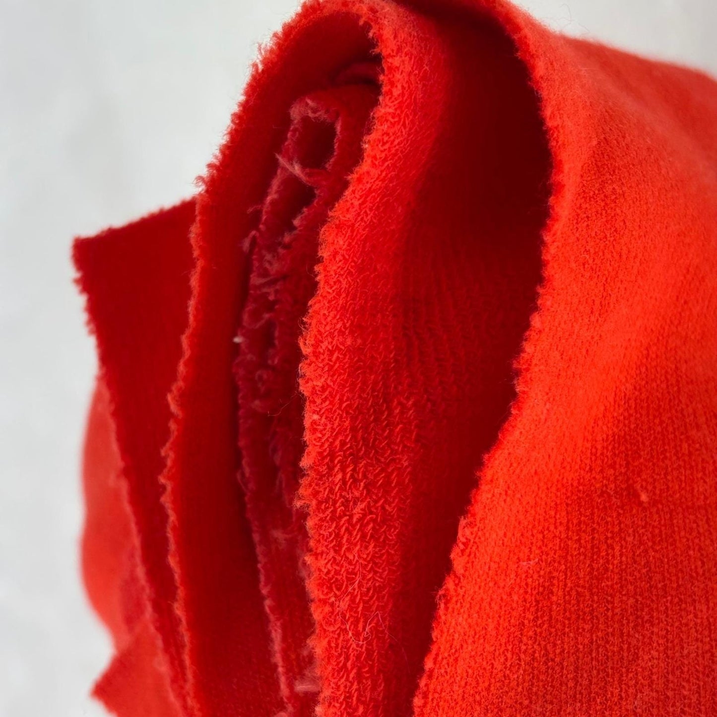 Simpłe Red Ribbed Knit