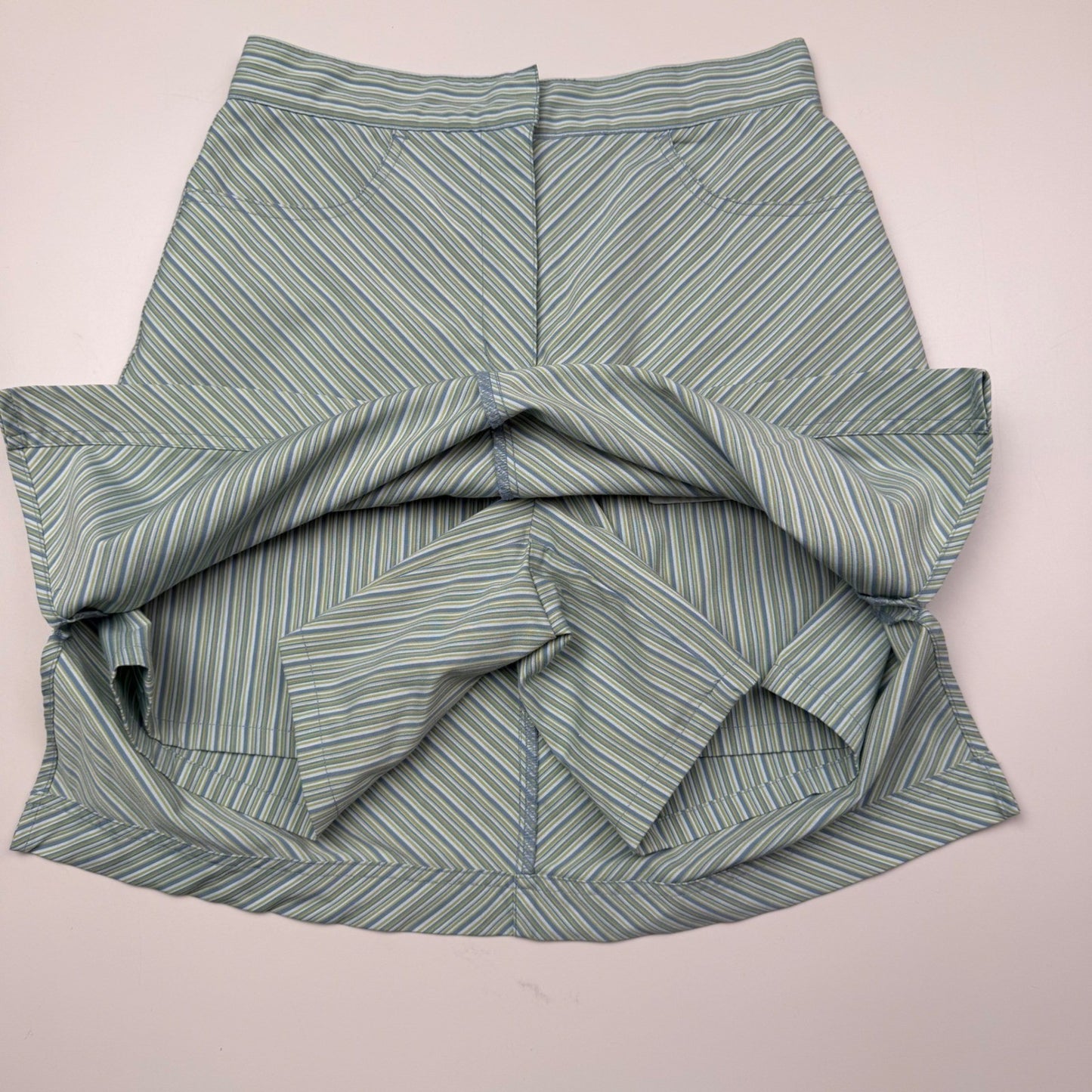 Aurea Golf Essentials Skort Blue Green Striped Pockets Athleisure Preppy Size 4
