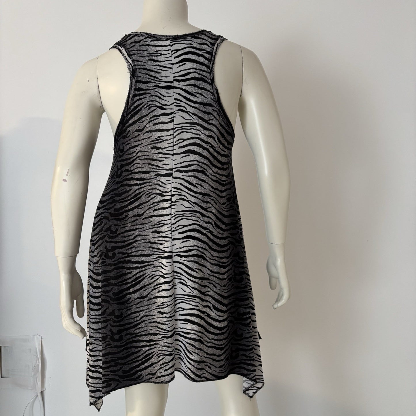 Sweet Juliet Zebra Print Handkerchief Hem Tank Dress Women’s XL Y2K Animalcore