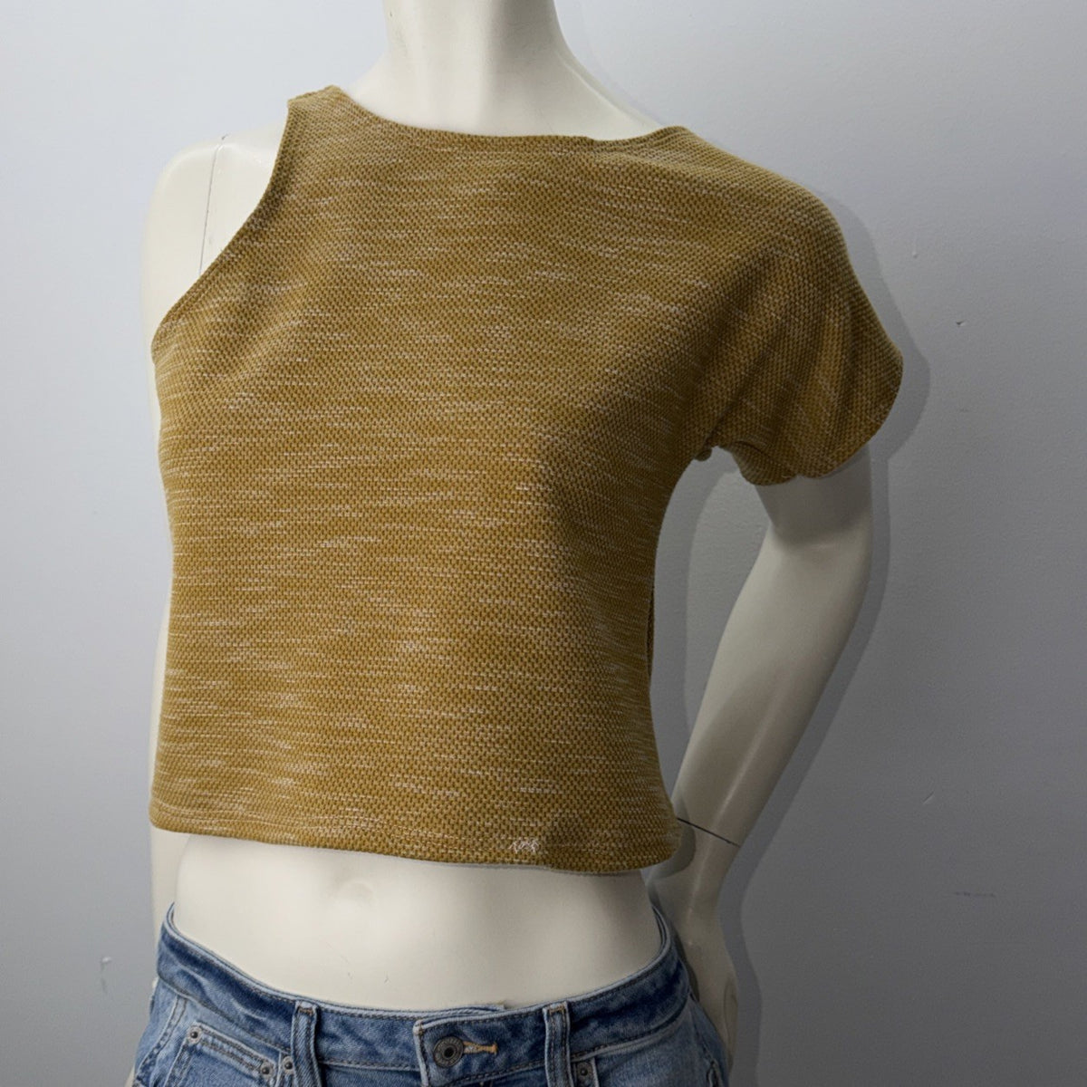 Burnt Orange Woman’s  Asymmetrical  Cold Shoulder Crop Top In Sz Medium Festival