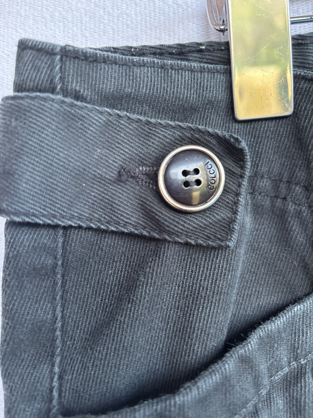 Colcci Black Pleated Tapered Jeans | 8 — detail photo 5