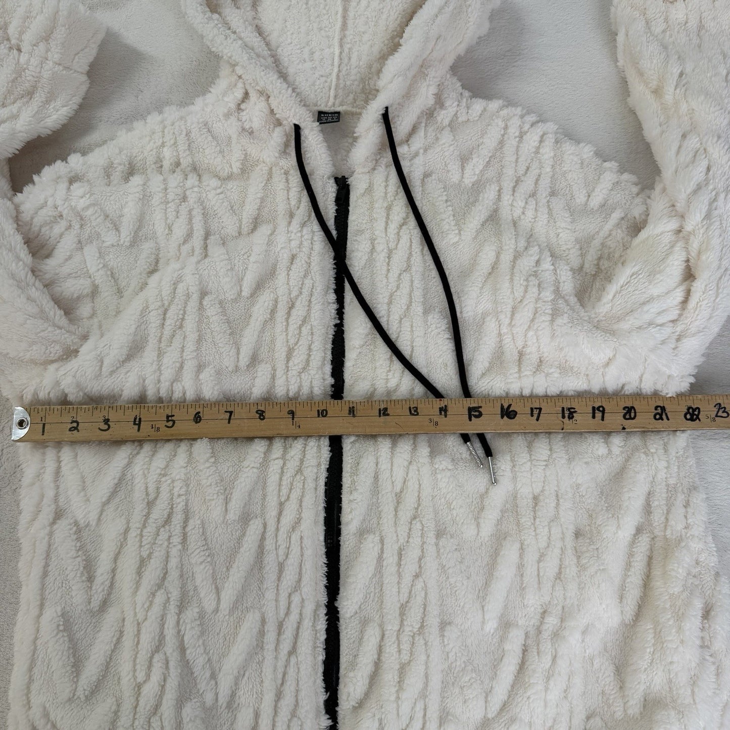 SHEIN White Sherpa Zip Up Hoodie Jacket Women's Medium Soft Fuzzy Faux Fur Zip