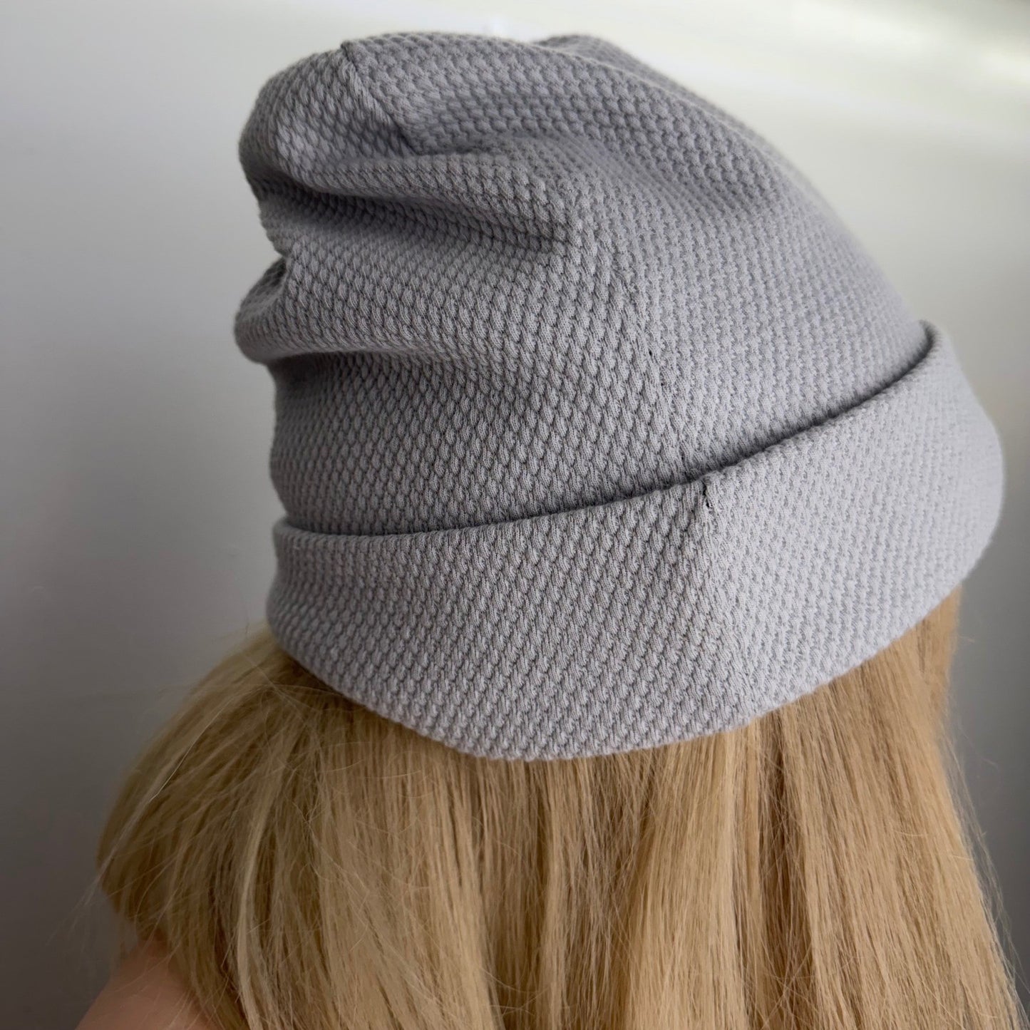 Simpłe Slouchy Beanie — Grey Honeycomb Knit