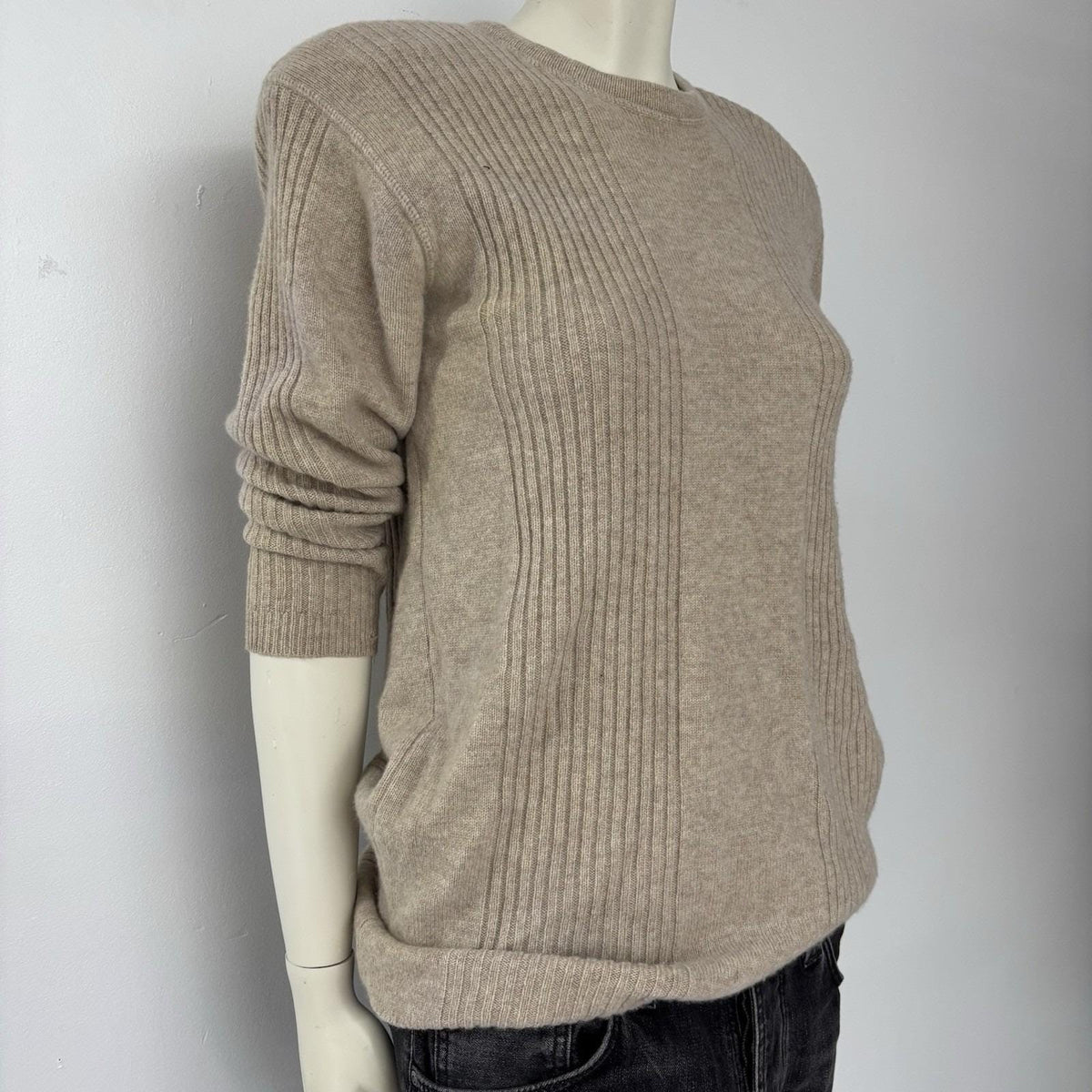 Vintage Adrienne Vittadini Cashmere Wool Long Sweater | M — detail photo 2