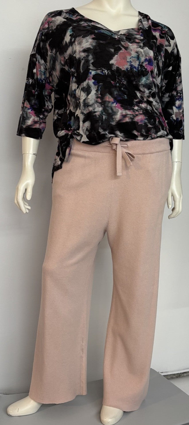 Women's NWT Black Sweater + Pink Jogger's Plus Size XXL Pockets Outfit Basiccore