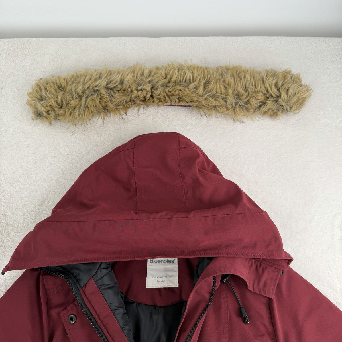 Bluenotes Women’s Parka Coat X-Small  Insulated Hooded Removable Fur 4 Pockets