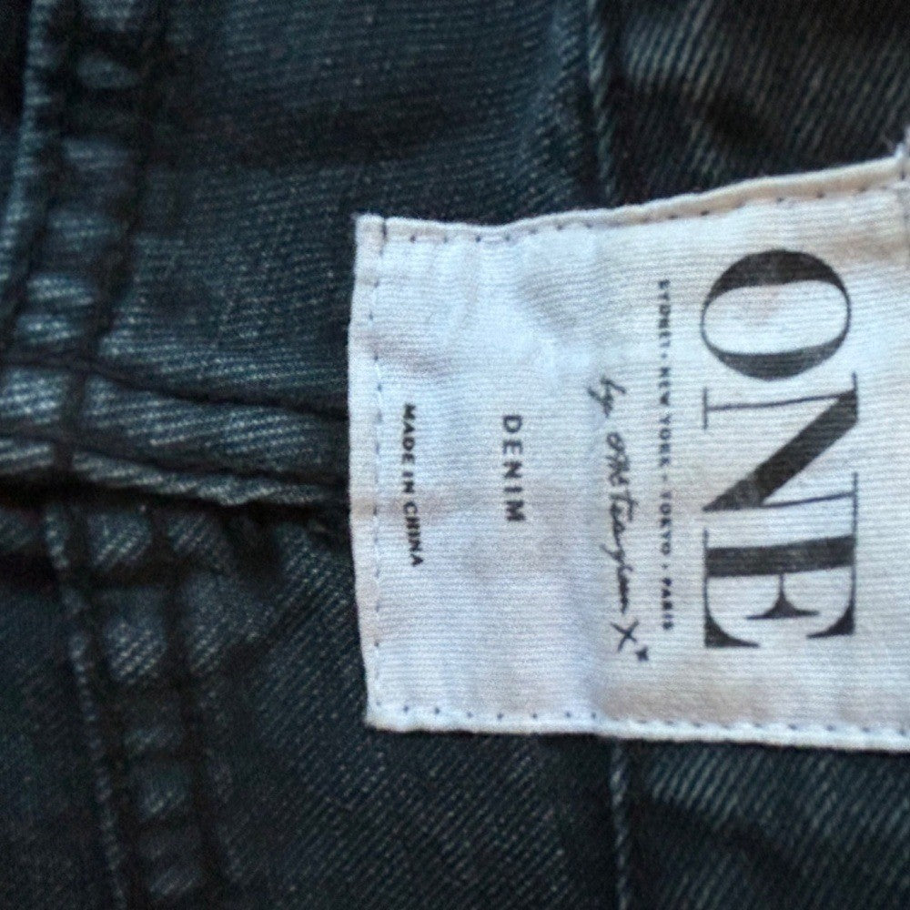 One Teaspoon Jean Shorts Black distressed button fly low rise