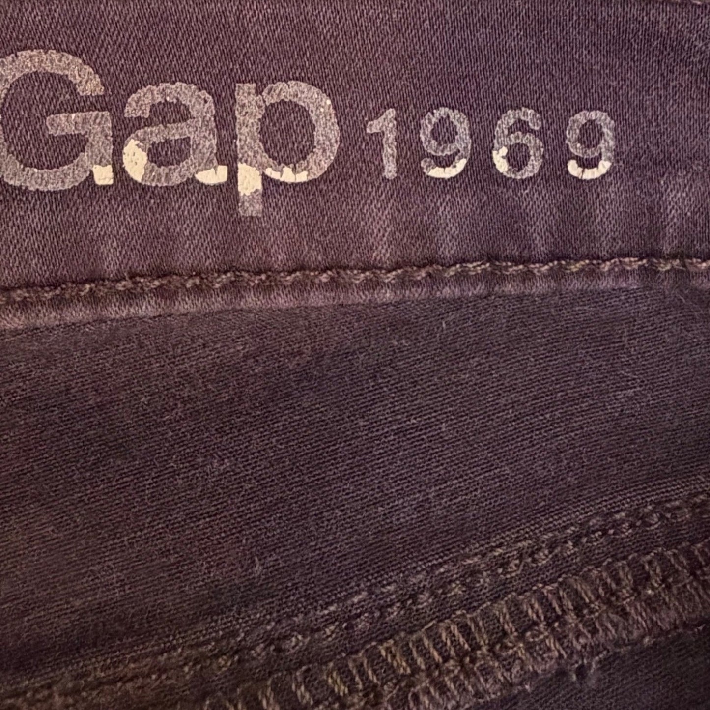Gap 1969 True Skinny High Rise Jeans Plum Dark Academia Denim Sz 25r minimalist