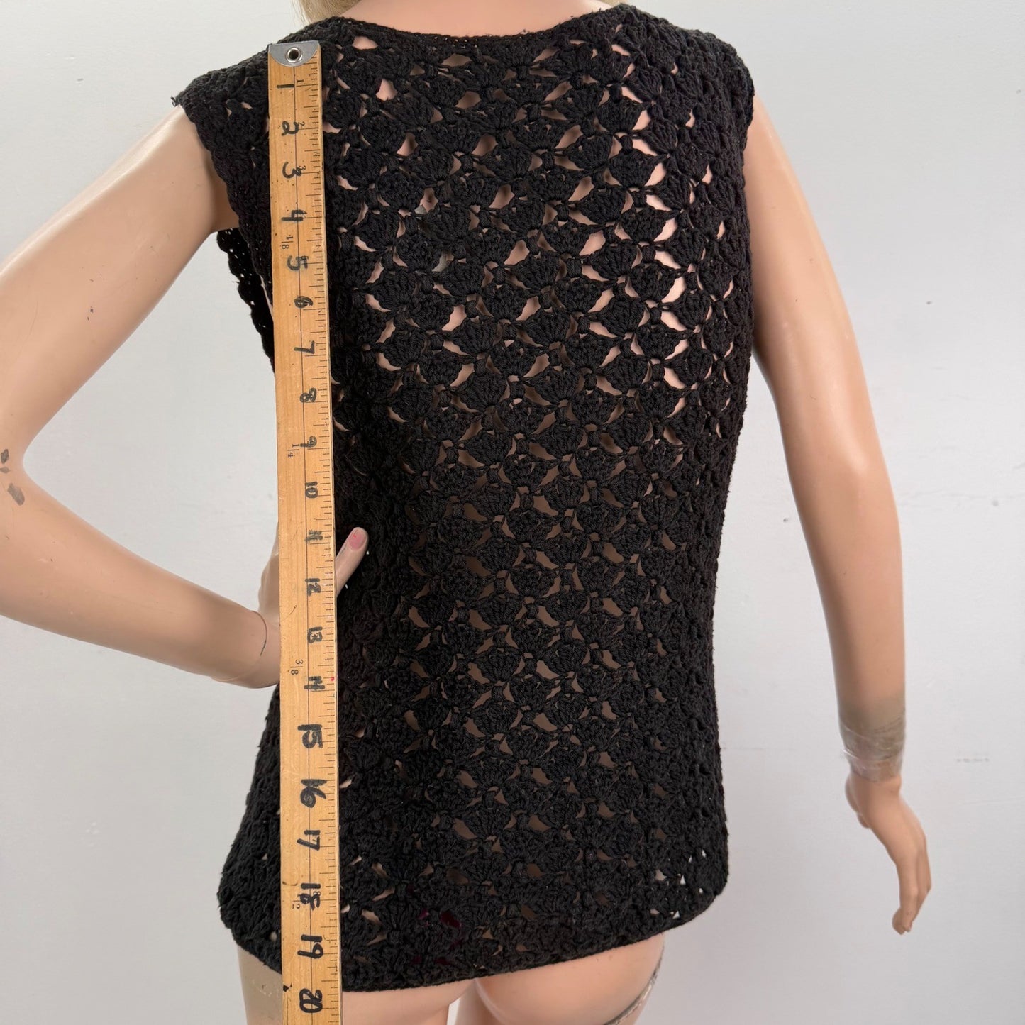 Vintage Crochet Tank Top Black Open Knit Shell Stitch Boho Parisian Chic Small