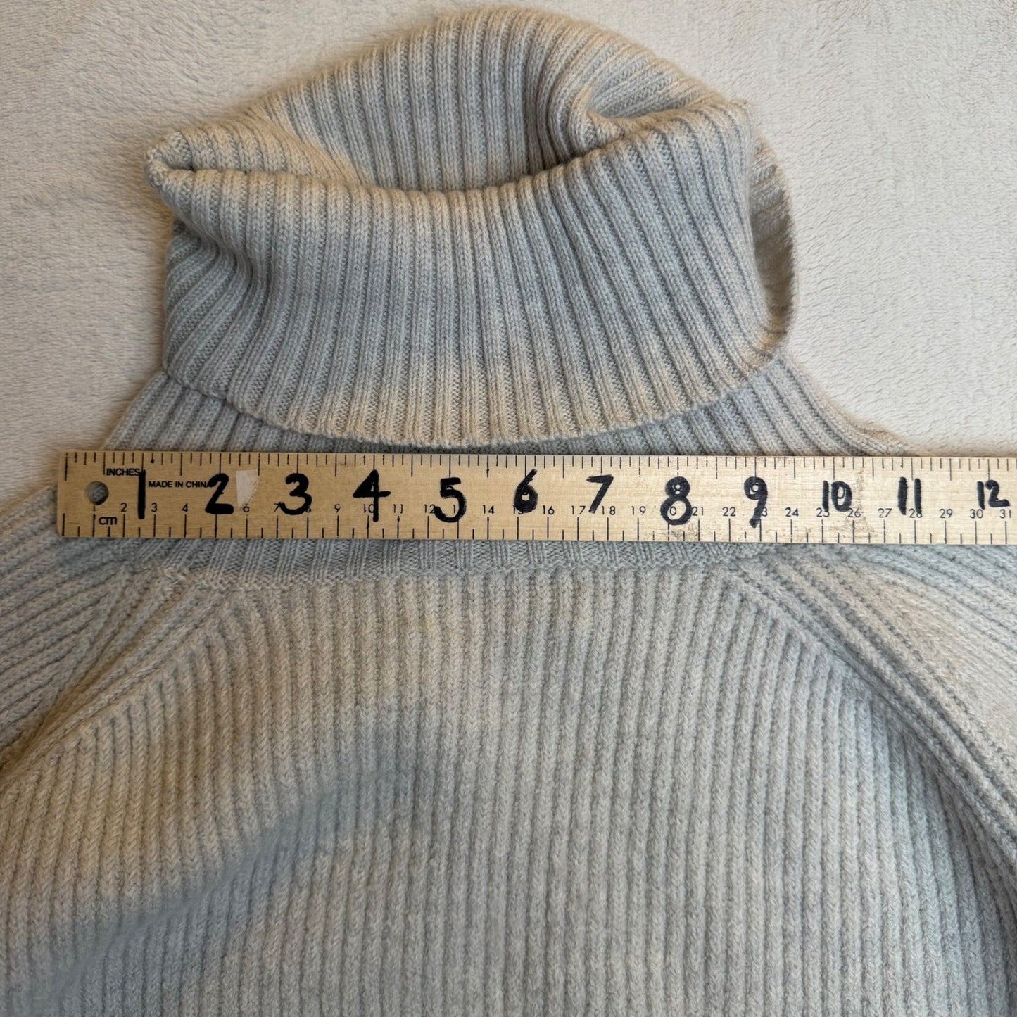 Aritzia Sweater Wilfred Free 100% Merino Wool Ribbed Turtleneck Gray Old Money