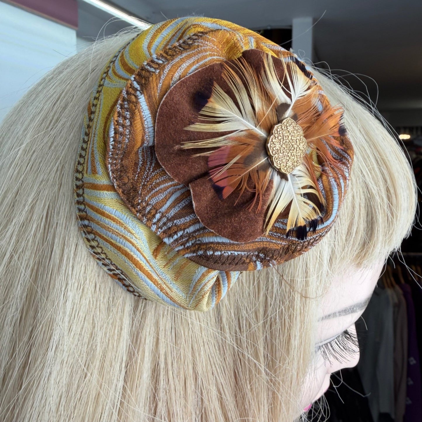 Bella Capelli Headband Fascinator Feather Gold Filigree Earth Tone Vintage OS