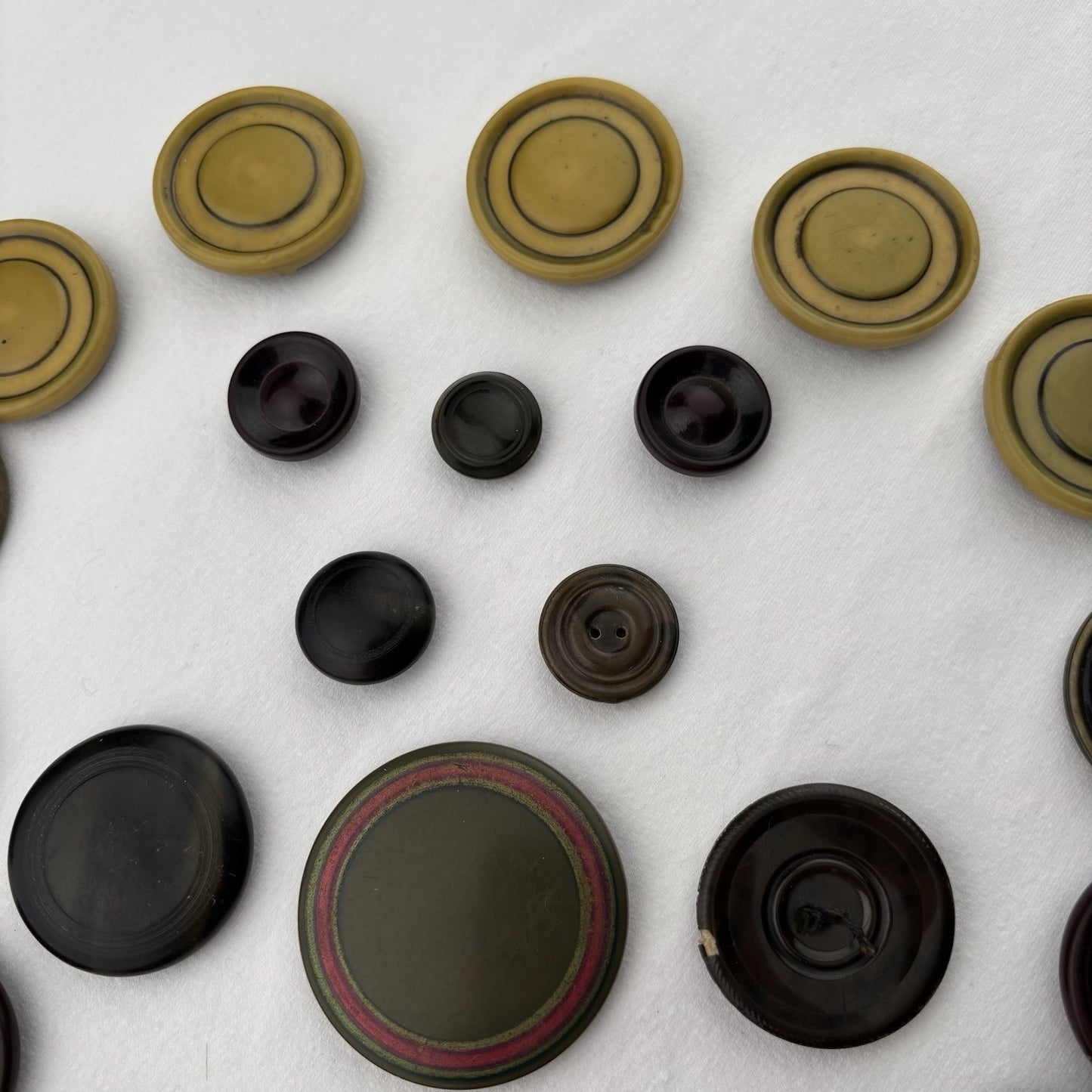 Vintage Composite Button Lot ~ 22pc Mixed Bakelite Era Brown Black Metal Shank