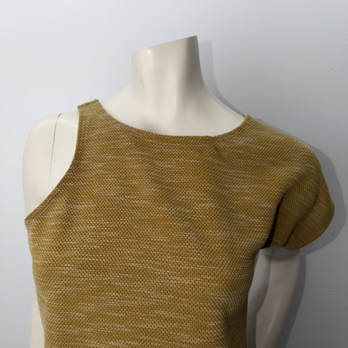 Burnt Orange Woman’s  Asymmetrical  Cold Shoulder Crop Top In Sz Medium Festival