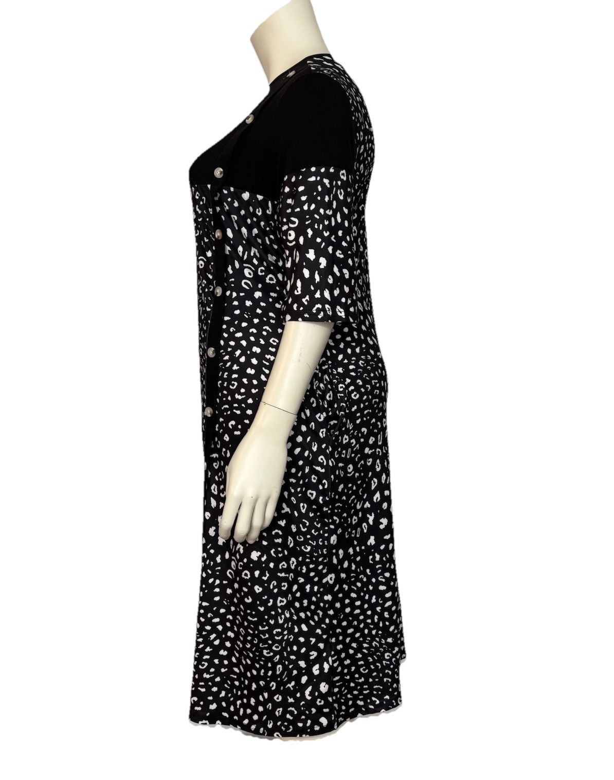 Women’s Black White Animal Print Midi Dress XL Stretch Knit Asymmetrical Buttons