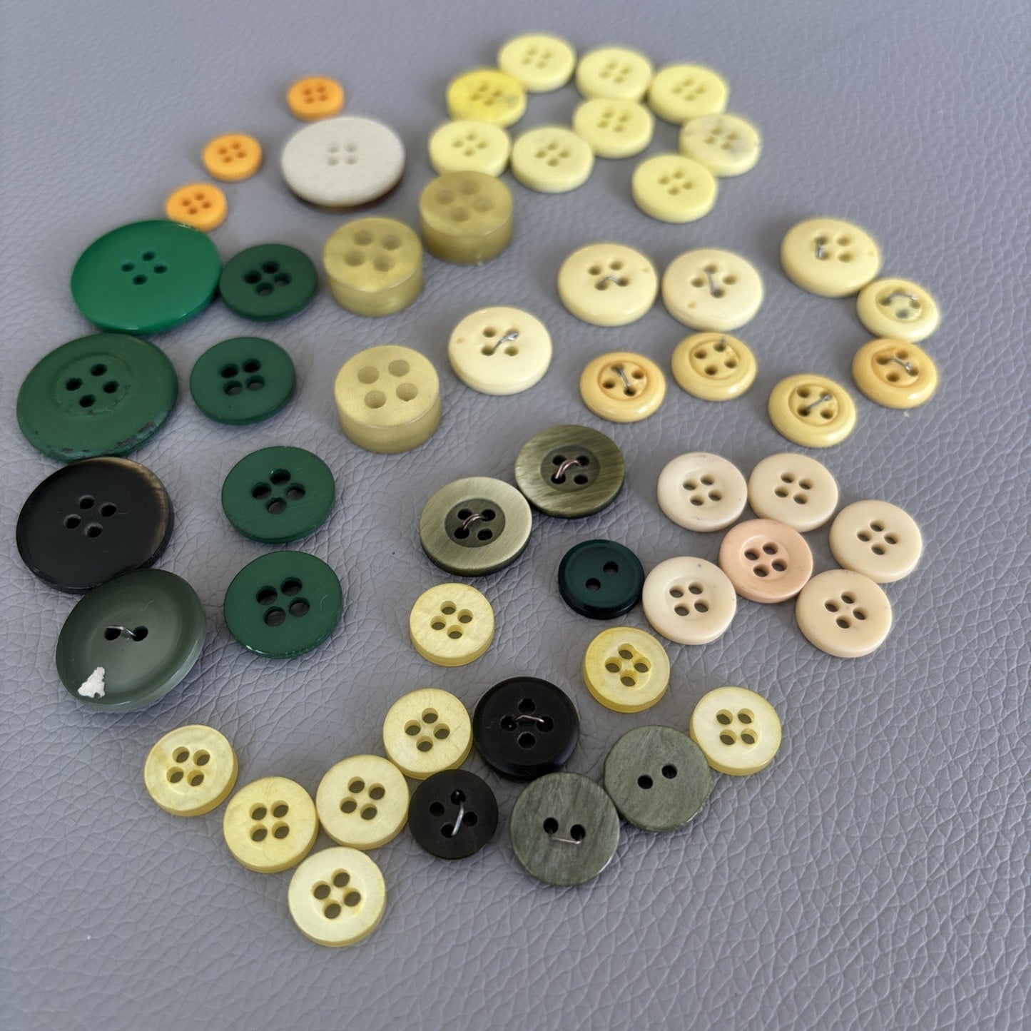 Vintage 1930s–50s Button Lot • Bakelite Casein Catalin Mix • Green Cream Amber
