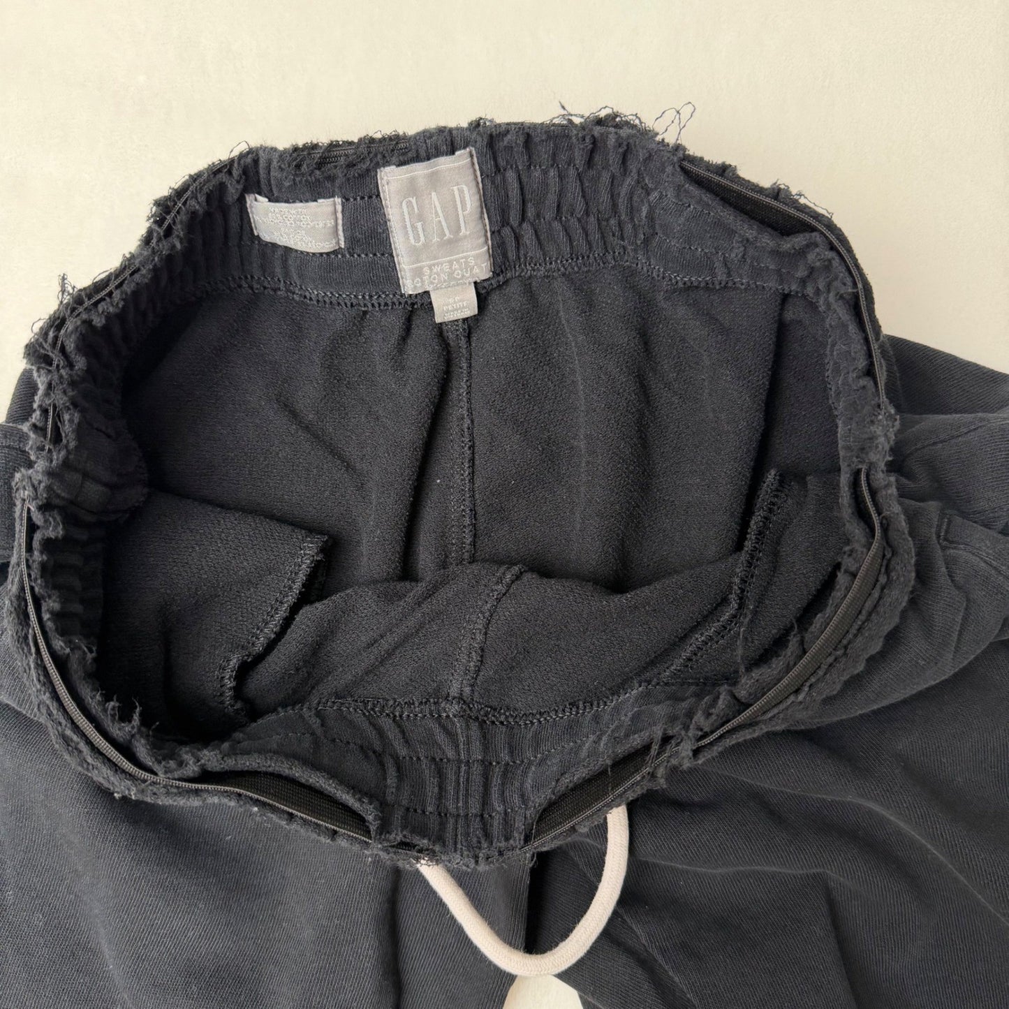GAP Womens Black Petite Sweatpants Thrashed - Joggers Lounge Pants Drawstring