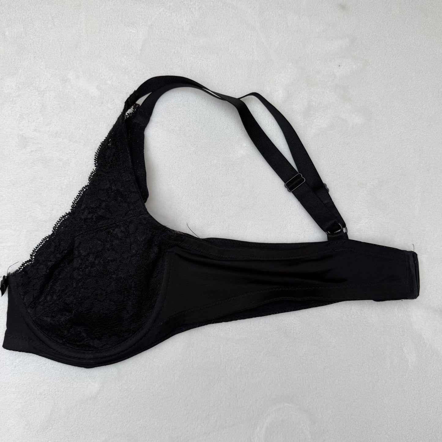 Jones New York Black Bra Floral Lace Underwire Sheer Romantic Goth Lingerie 34B