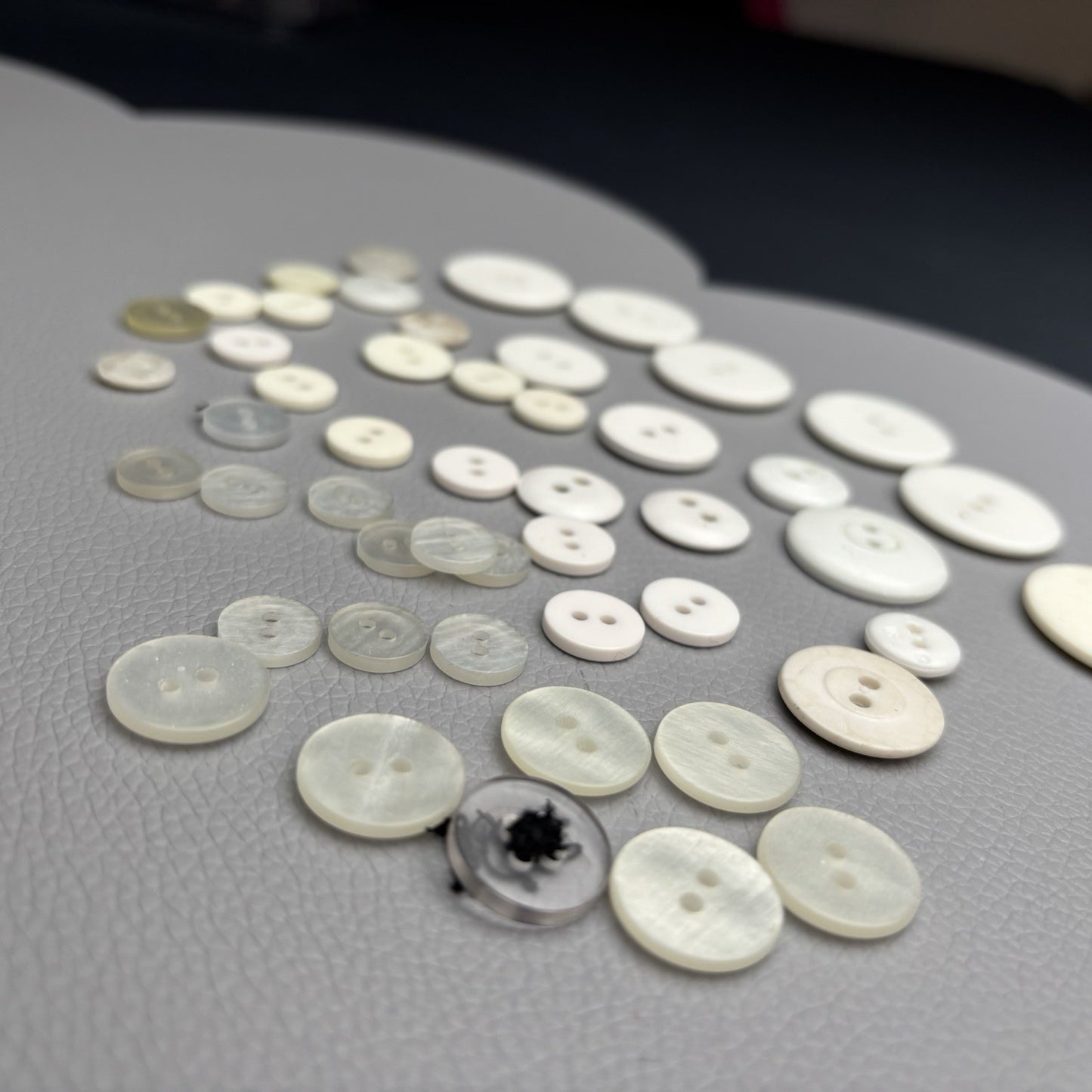 Vintage Ivory & Mother of Pearl Button Lot (40pcs) – 2-Hole Cream & Shell Mix