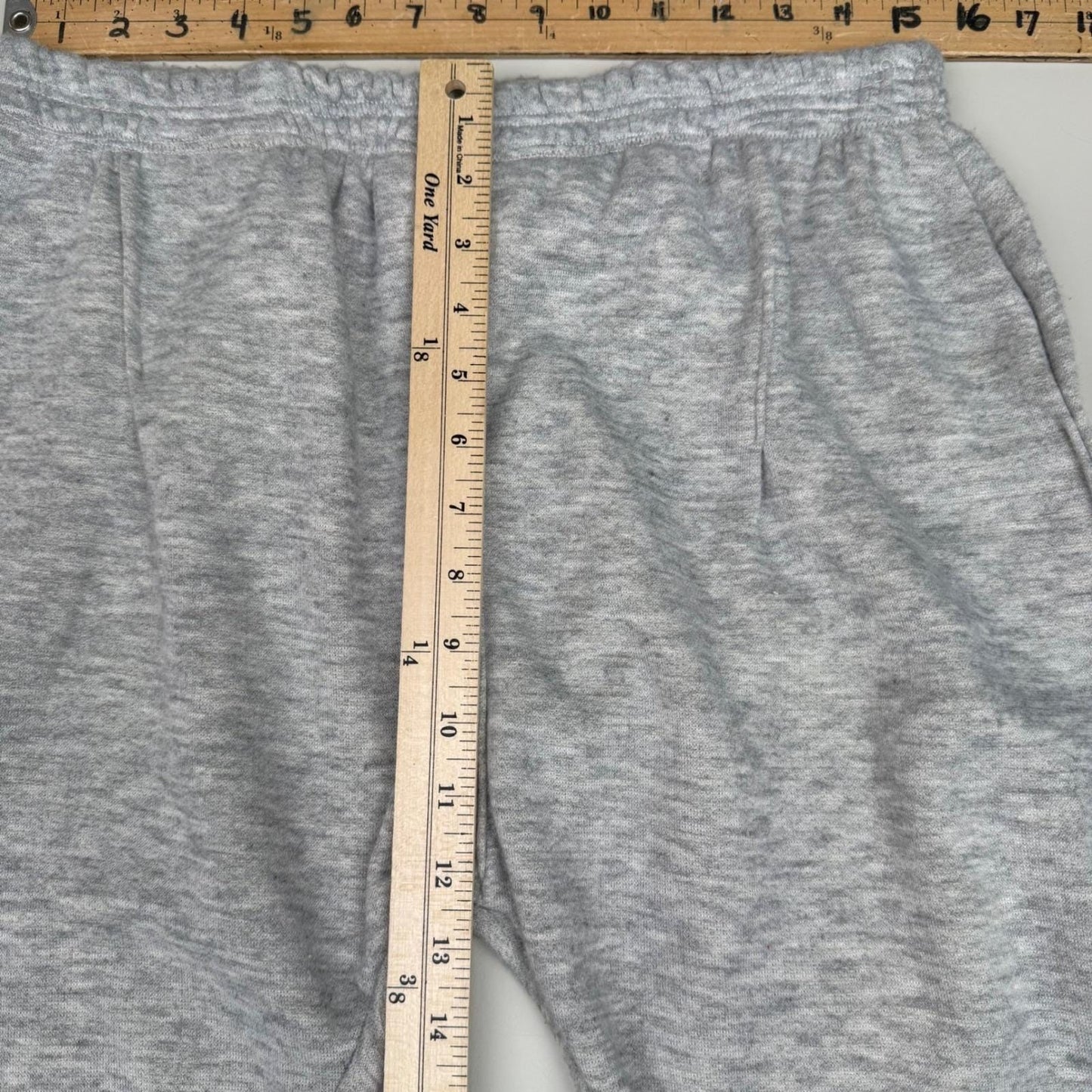 Simple Capri