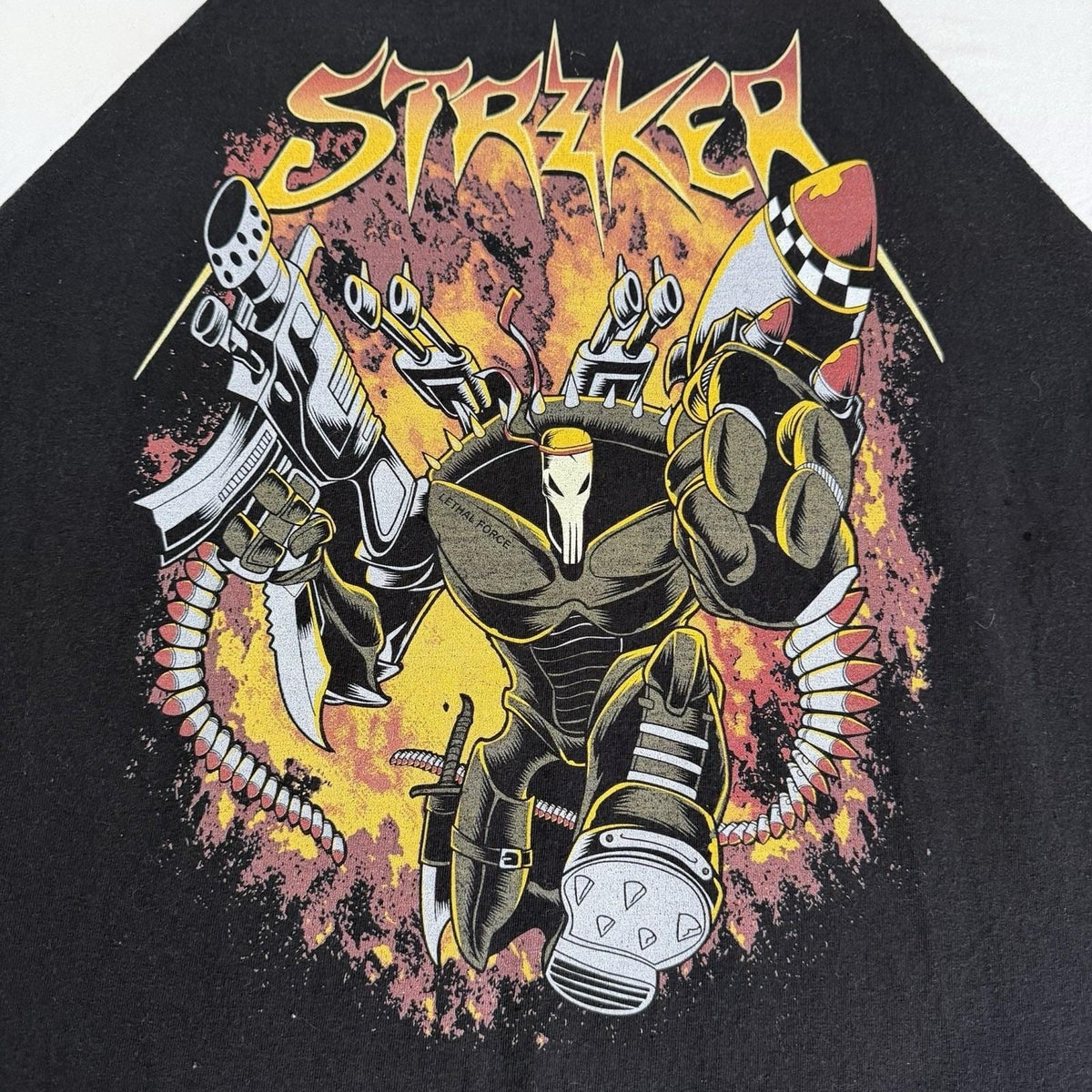 Vintage Alstyle STRIKER Graphic Raglan Shirt XL Black/White – Comic Style Robot
