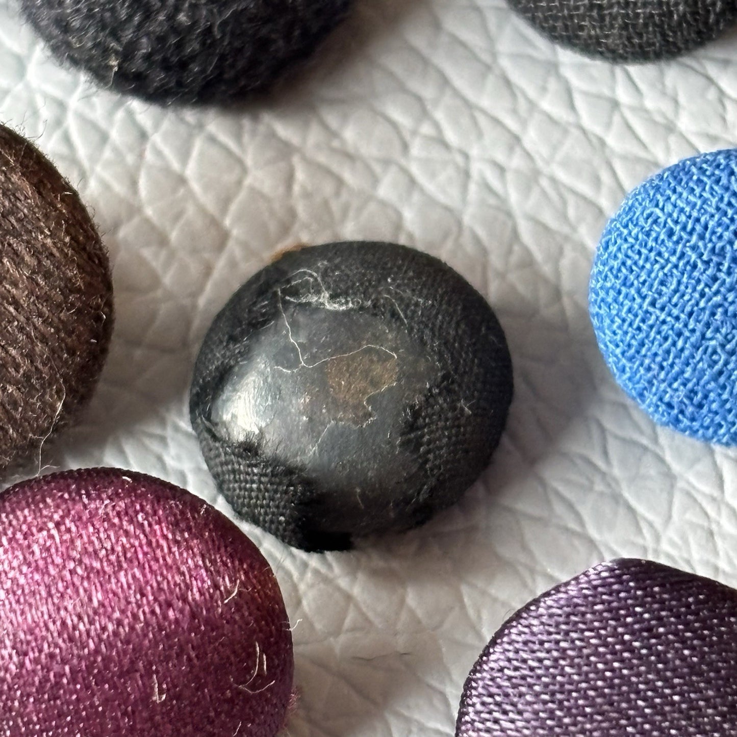 Vintage Fabric Covered Button Lot 1930s–50s Wool Tweed Satin & Thread Wrapped