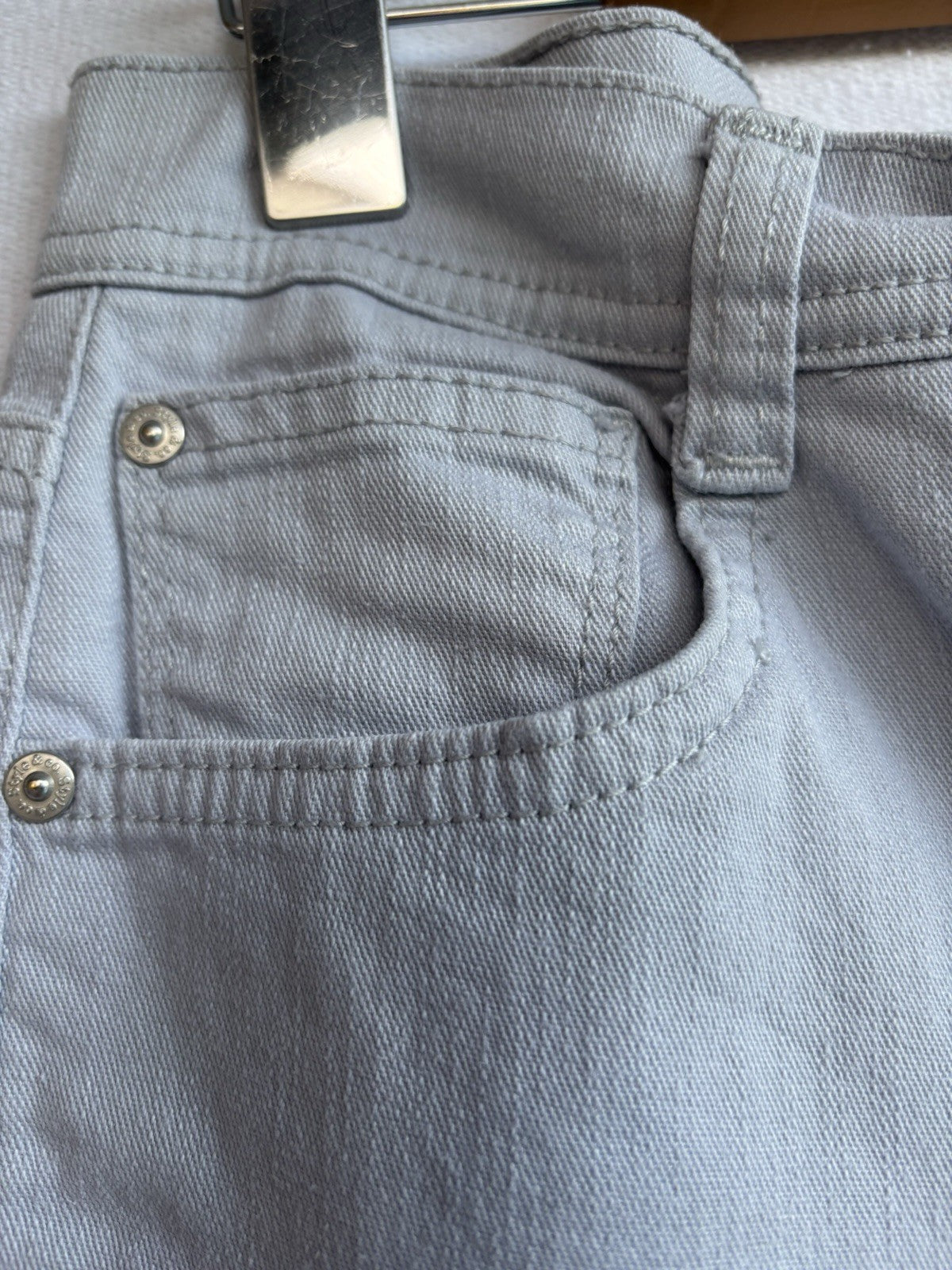 Womens Style + Co Denim Petite Jeans Size 4PS Slim Leg Tummy Control Light Wash