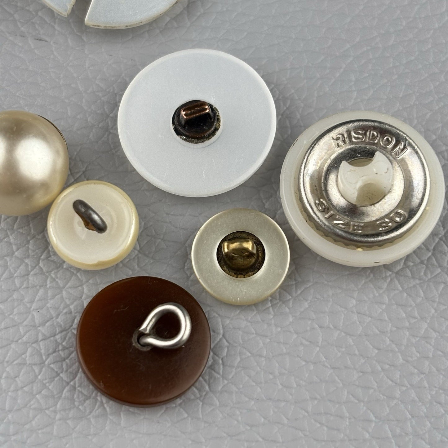 Vintage Buttons Lot – MOP, Brass, Glass & Plastic Mix | Dress & Coat Buttons