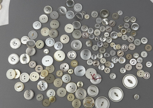 Mixed White Cream Beige Button Lot ~ 142pieces Plastic Shell Style Vintage Craft