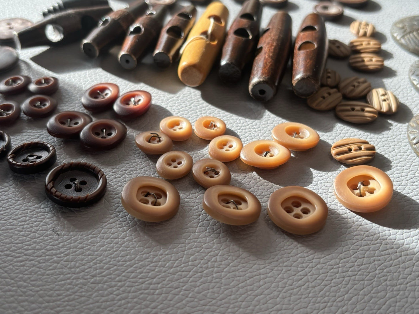 Vintage Wooden Buttons + Toggle. Small New Plastic Buttons Four Hole Two Hole