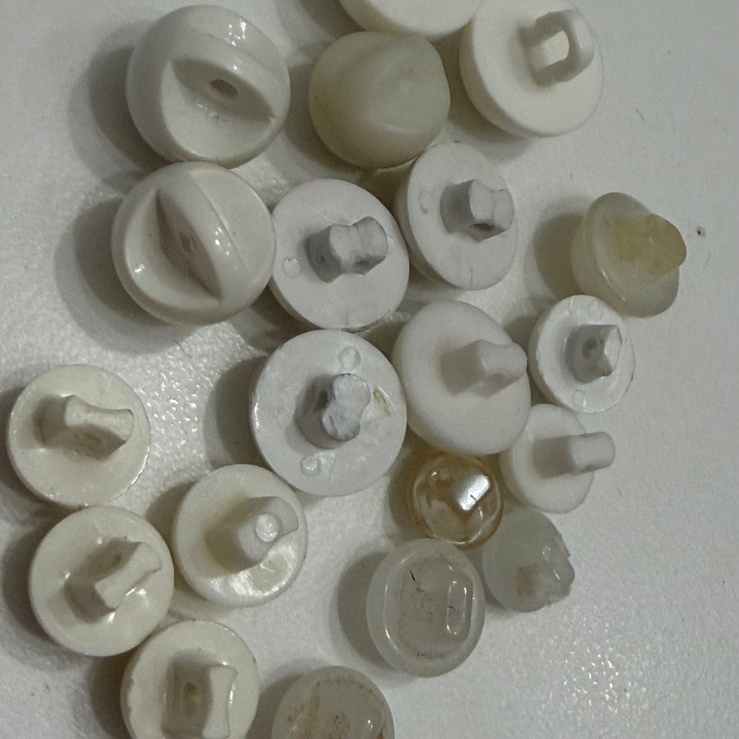 Vintage Pearl Shank Buttons Lot Vintage Bridal Crafting Coquette White Mixed