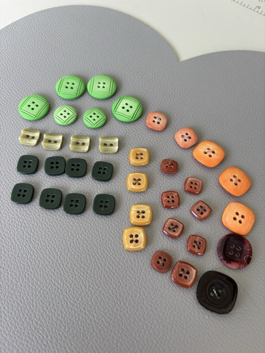 Vintage Button Lot Early Plastics 1930s-50s Green Art Deco + Marbled Colors