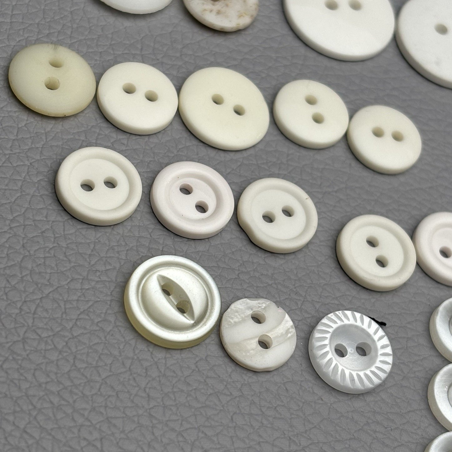 Vintage Ivory & Mother of Pearl Button Lot (40pcs) – 2-Hole Cream & Shell Mix