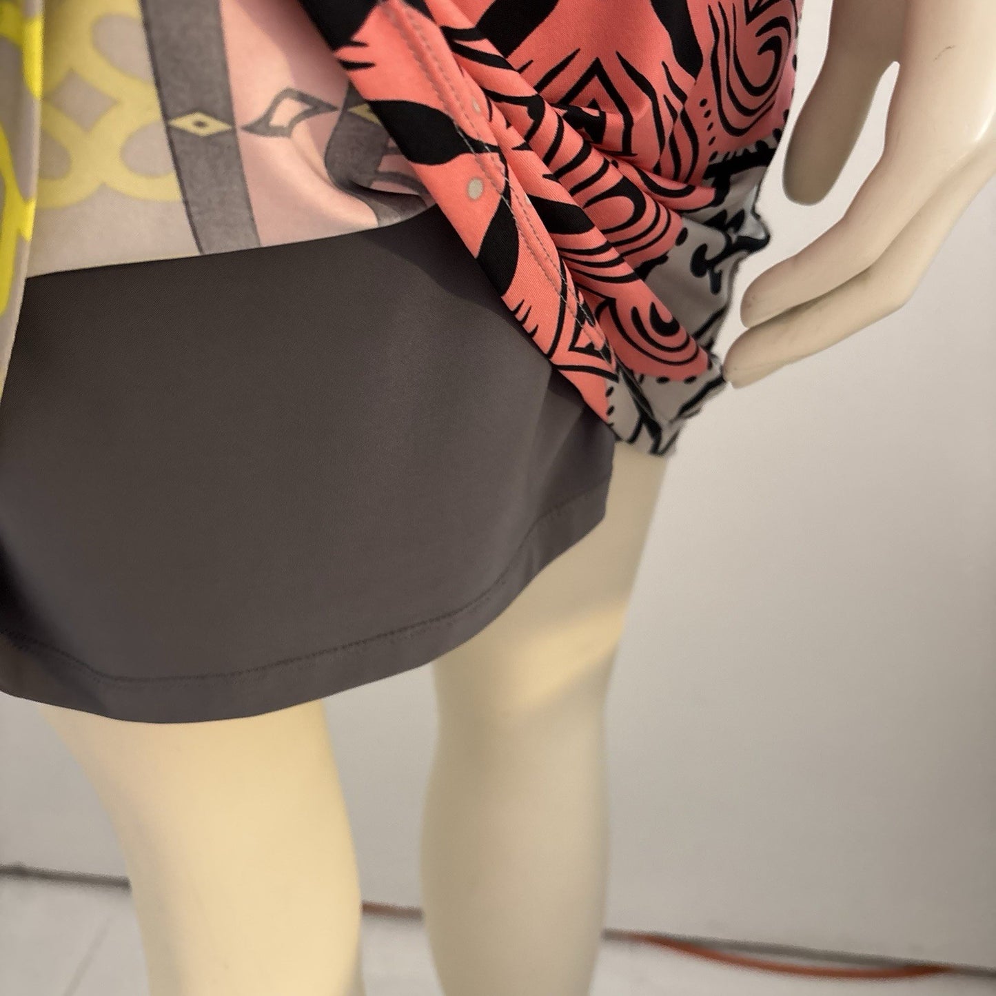 Analili Bodycon Dress -Geometric Mod Print - Long Sleeve Medium – Y2K Retro Bold